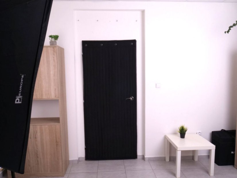 LiteSilence (suchý zip) – Odhlučnění dveří – Odhlučňovací panel, který umístíte na dveře