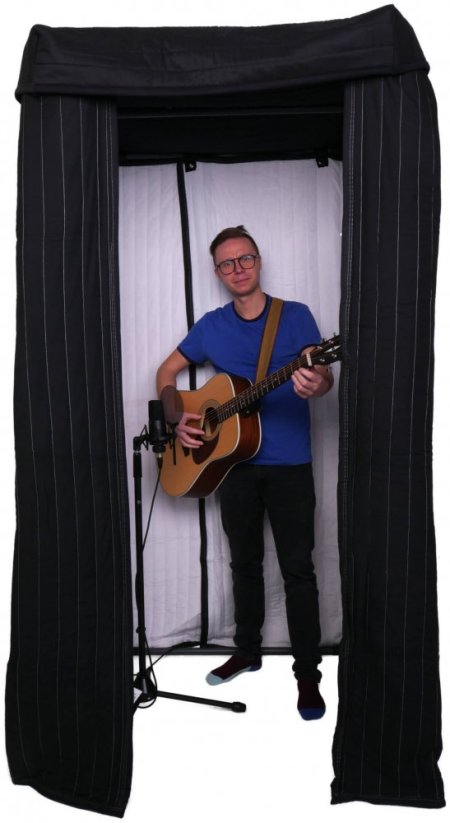 Vocal booth player guitar