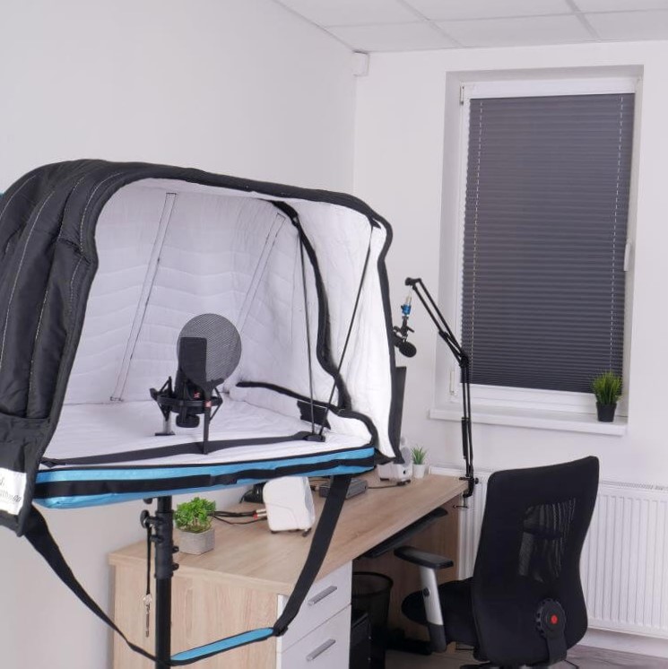 VOMO - petite cabine acoustique portable - pour voix off, ADR, chant, discours, etc.