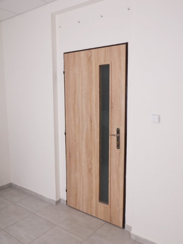 DNC B design with door