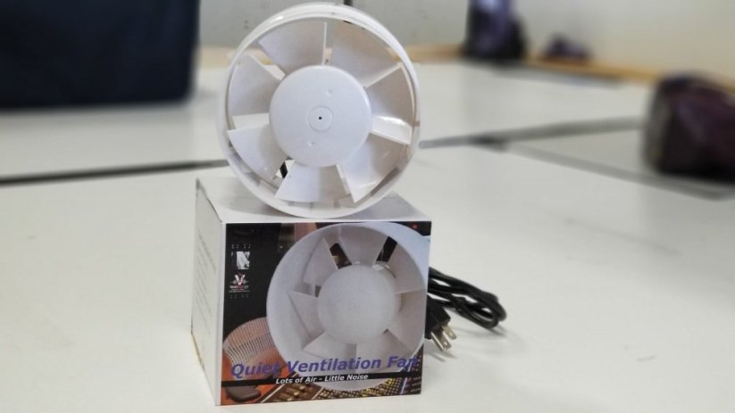 Ventilateur silencieux de 15 cm avec prise FR/220-240V 